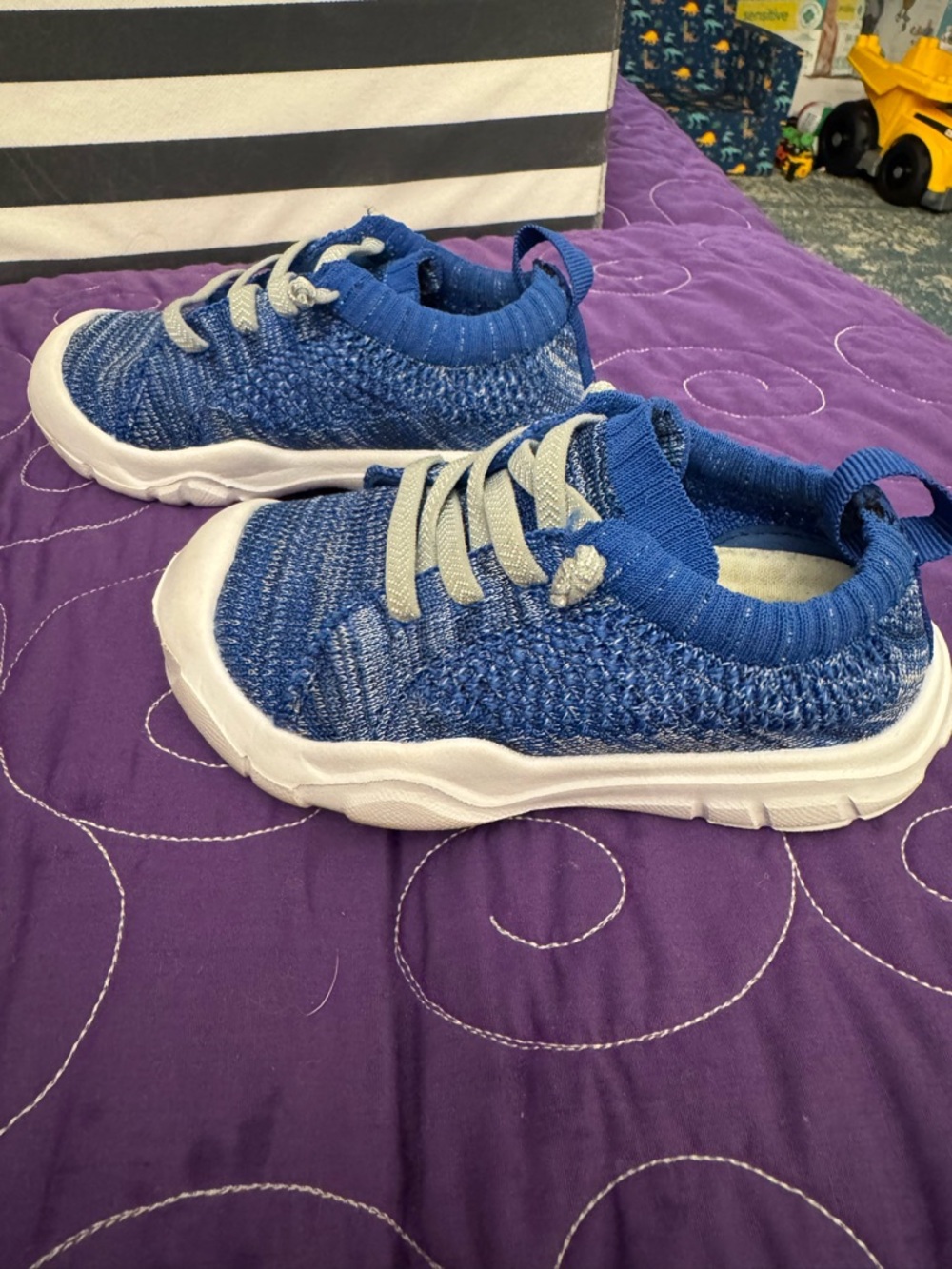 Toddler Boy Blue Knit Slip-On Sneakers